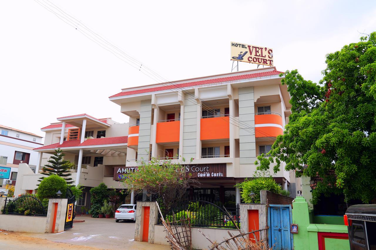 بالني Hotel Vels Court المظهر الخارجي الصورة