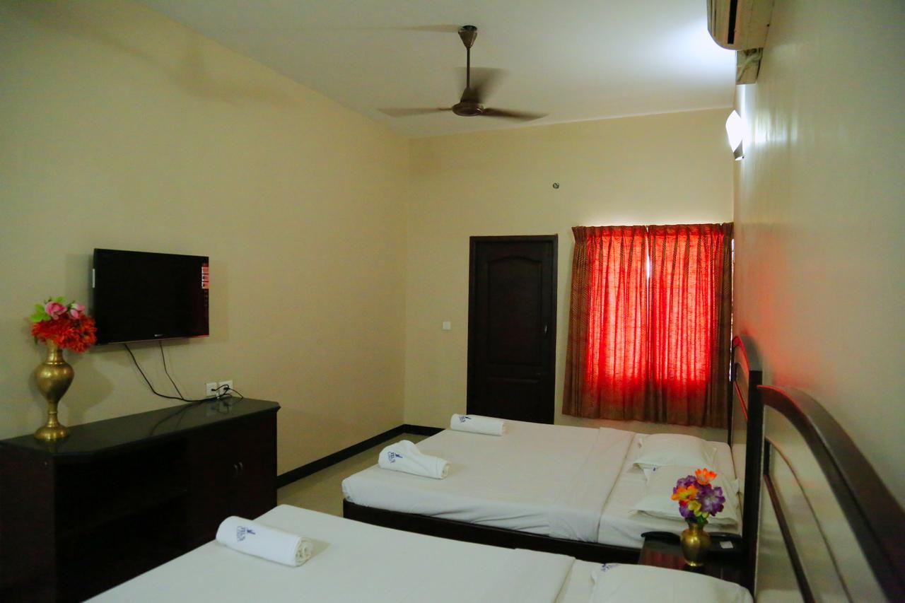 بالني Hotel Vels Court المظهر الخارجي الصورة