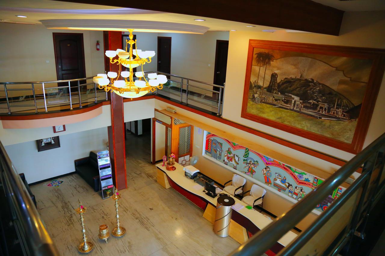 بالني Hotel Vels Court المظهر الخارجي الصورة